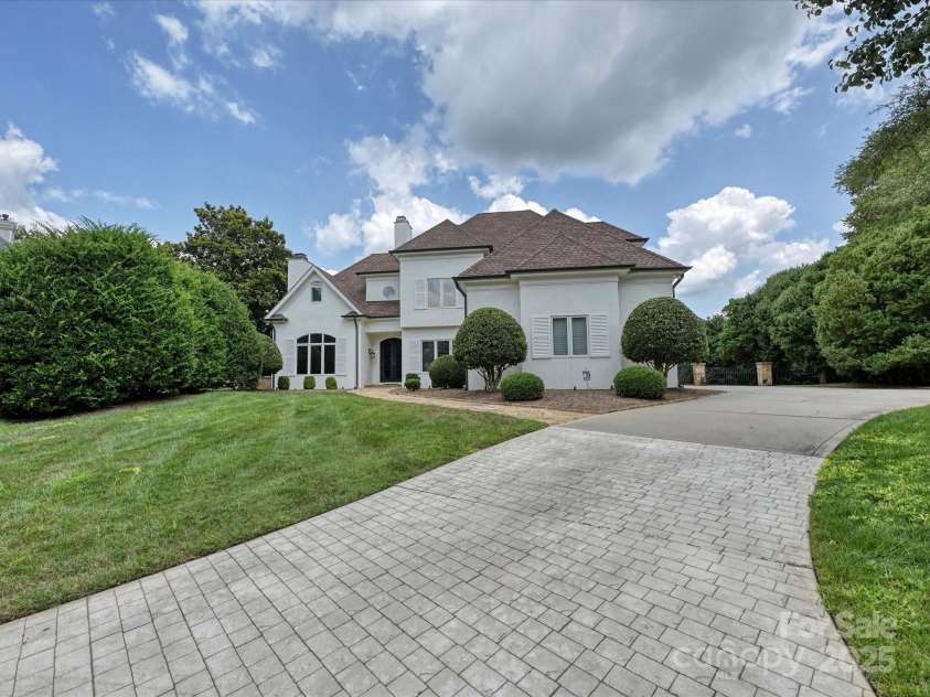 12401 Three Lakes Drive, Charlotte, NC 28277.  MLS# CAR4282747, YatesRealty ID 31846. 