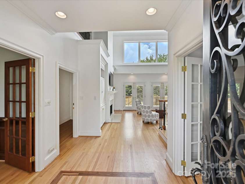 12401 Three Lakes Drive, Charlotte, NC 28277.  MLS# CAR4282747, YatesRealty ID 31846. 