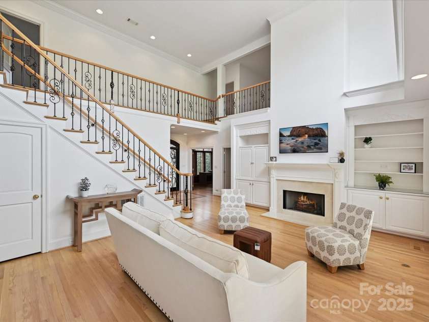 12401 Three Lakes Drive, Charlotte, NC 28277.  MLS# CAR4282747, YatesRealty ID 31846. 