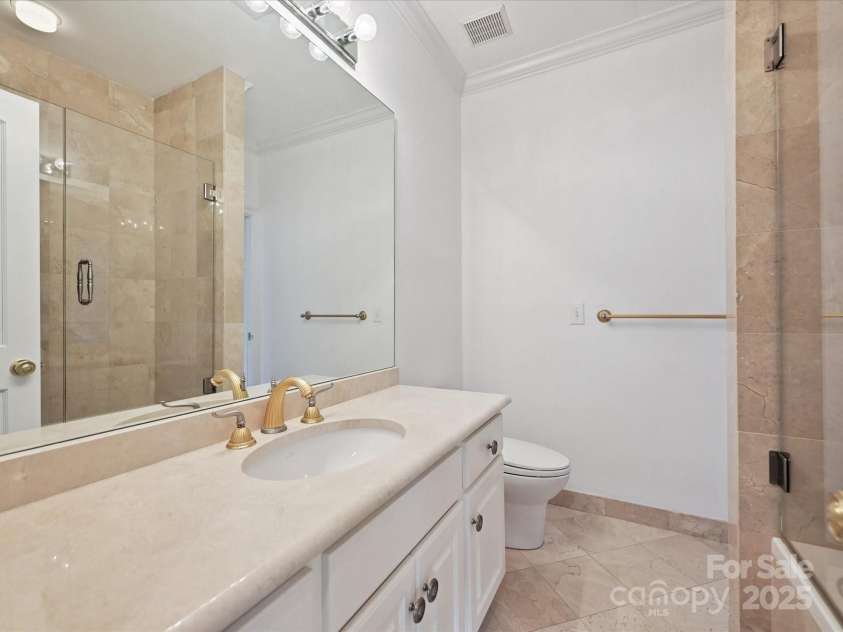 12401 Three Lakes Drive, Charlotte, NC 28277.  MLS# CAR4282747, YatesRealty ID 31846. 