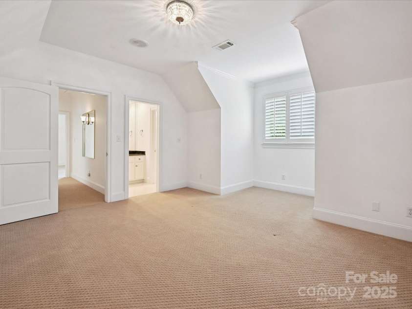 12401 Three Lakes Drive, Charlotte, NC 28277.  MLS# CAR4282747, YatesRealty ID 31846. 