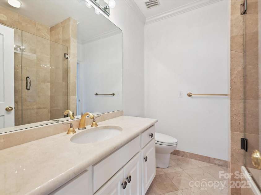 12401 Three Lakes Drive, Charlotte, NC 28277.  MLS# CAR4282747, YatesRealty ID 31846. 