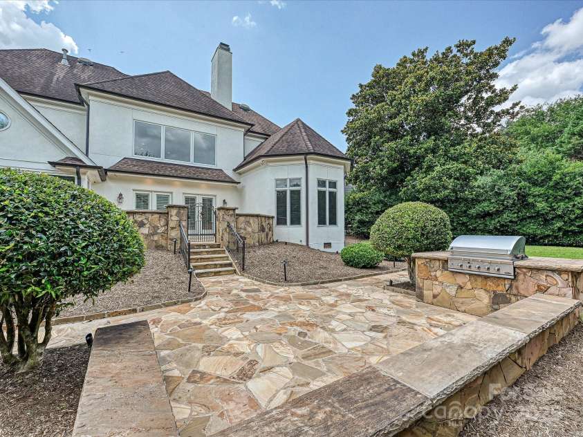 12401 Three Lakes Drive, Charlotte, NC 28277.  MLS# CAR4282747, YatesRealty ID 31846. 