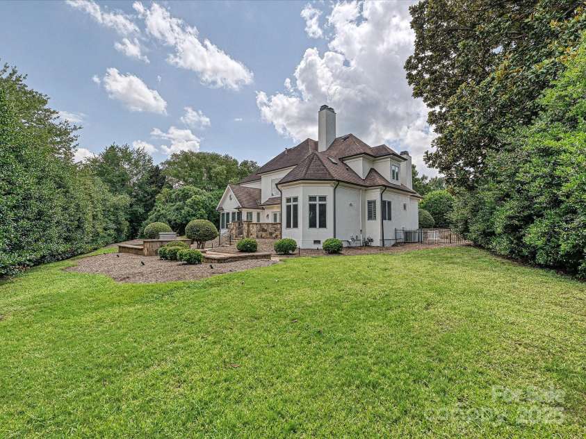 12401 Three Lakes Drive, Charlotte, NC 28277.  MLS# CAR4282747, YatesRealty ID 31846. 
