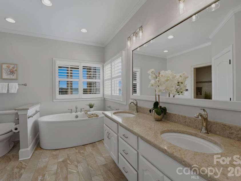 217 Westpaces Road, Mooresville, NC 28117.  MLS# CAR4391335, YatesRealty ID 31846. 