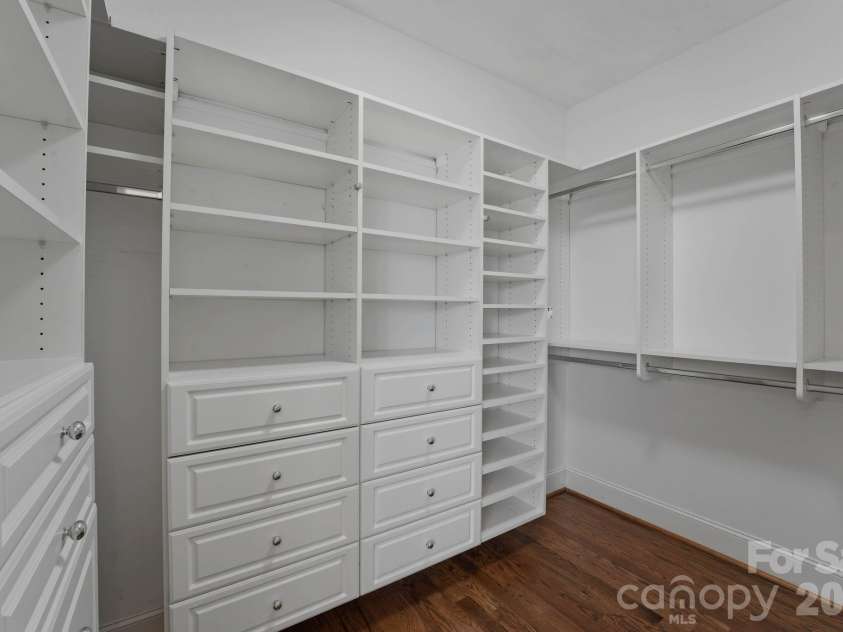 217 Westpaces Road, Mooresville, NC 28117.  MLS# CAR4391335, YatesRealty ID 31846. 