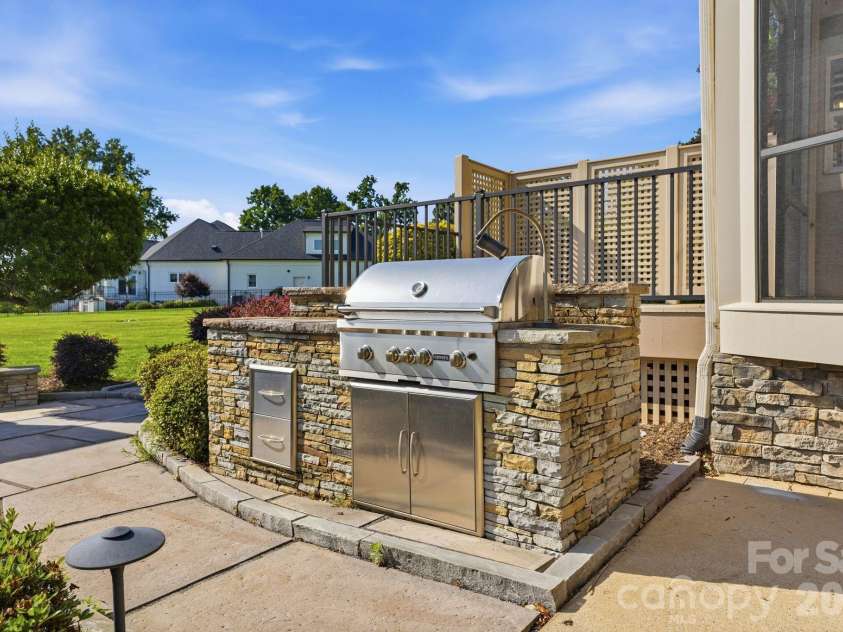217 Westpaces Road, Mooresville, NC 28117.  MLS# CAR4391335, YatesRealty ID 31846. 