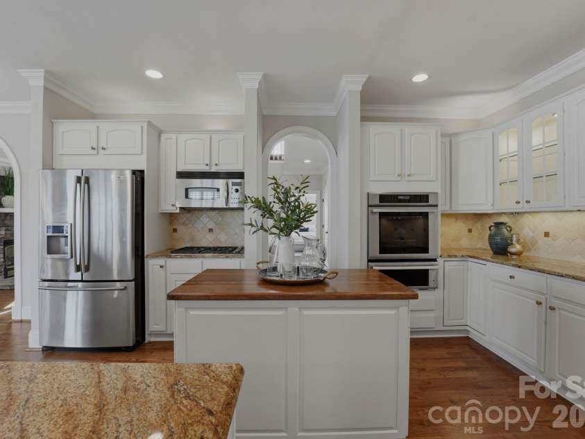 217 Westpaces Road, Mooresville, NC 28117.  MLS# CAR4428949, YatesRealty ID 31846. 