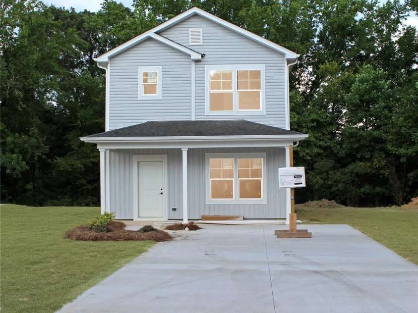 1011 Hunt Lane, Salisbury, NC 28114.  MLS# CAR4285495, YatesRealty ID 31847. House Front