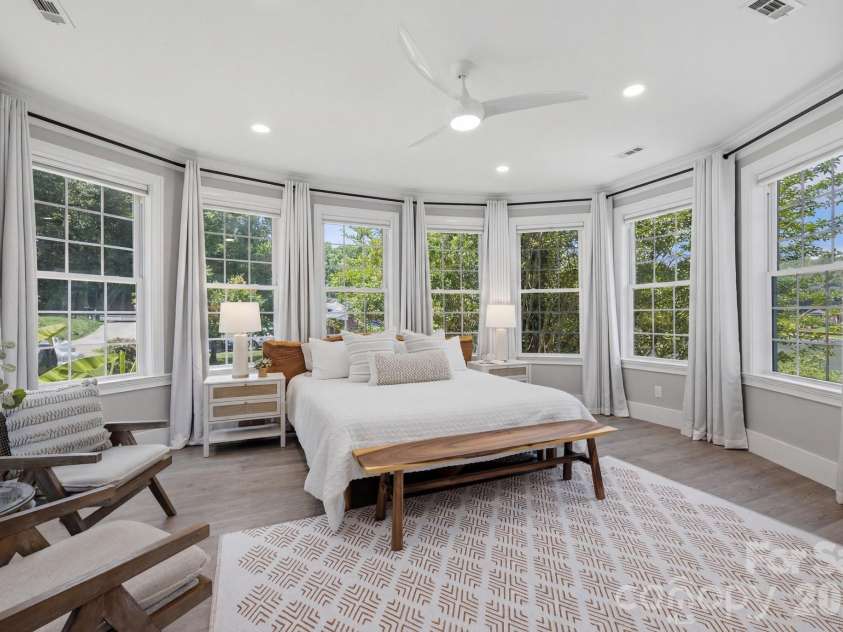 2640 Sadler Road, Charlotte, NC 28278.  MLS# CAR4390704, YatesRealty ID 31847. Second Primary Bedroom