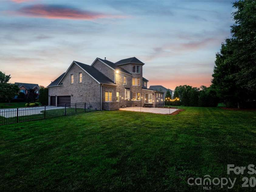 117 Turkey Hunt Court, Marvin, NC 28173.  MLS# CAR4390303, YatesRealty ID 31848. Back view
