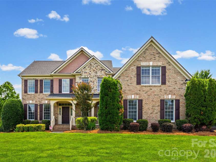 117 Turkey Hunt Court, Marvin, NC 28173.  MLS# CAR4390303, YatesRealty ID 31848. Front view