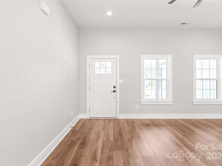 19 Lakewood Court, Concord, NC 28027.  MLS# CAR4287540, YatesRealty ID 31848. 