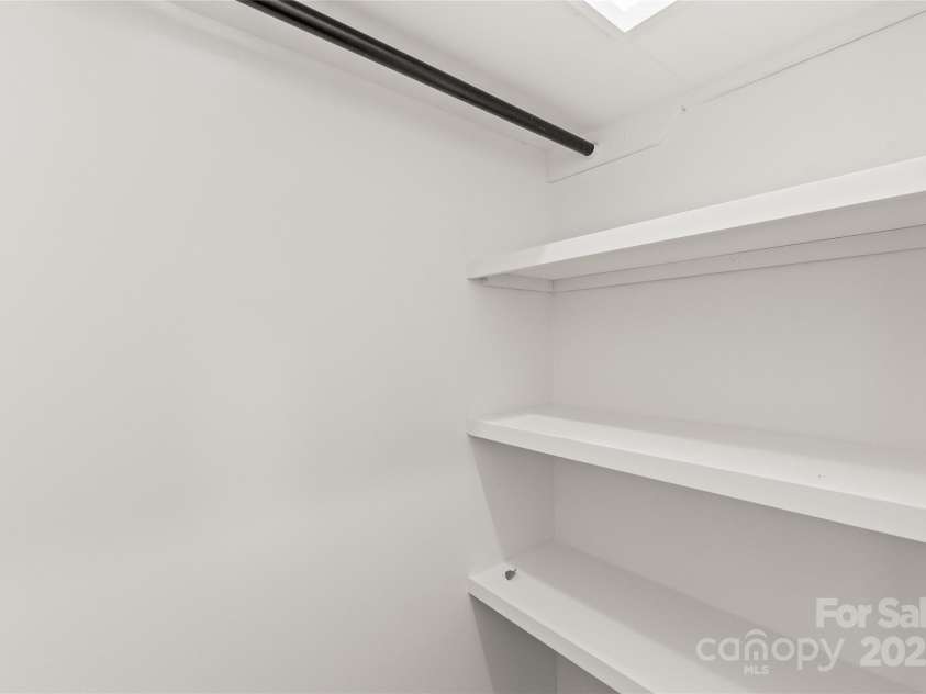 19 Lakewood Court, Concord, NC 28027.  MLS# CAR4287540, YatesRealty ID 31848. 