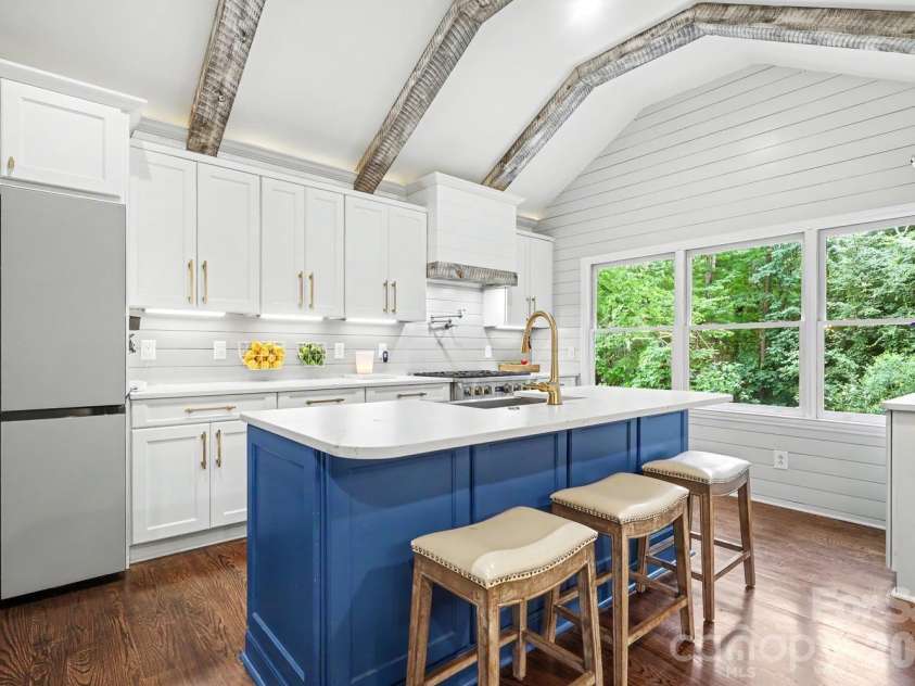 3524 Mill Pond Road, Charlotte, NC 28226.  MLS# CAR4394407, YatesRealty ID 31849. 