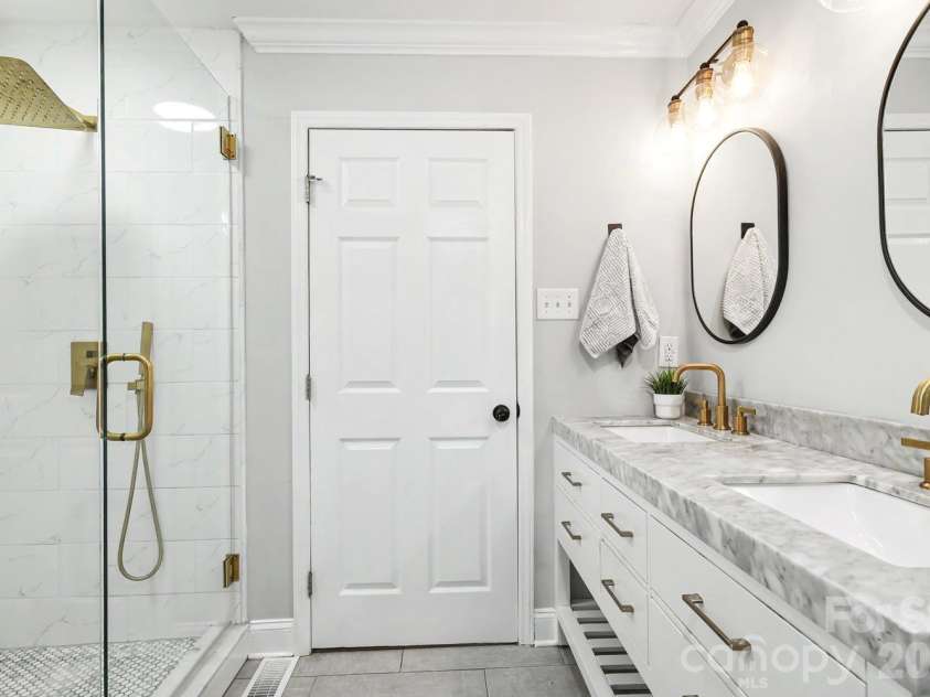 3524 Mill Pond Road, Charlotte, NC 28226.  MLS# CAR4394407, YatesRealty ID 31849. 