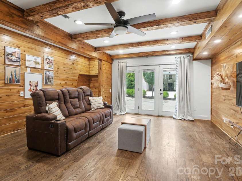 3524 Mill Pond Road, Charlotte, NC 28226.  MLS# CAR4394407, YatesRealty ID 31849. 