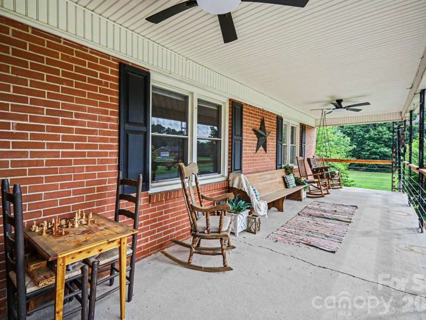1224 Petes Road, Lincolnton, NC 28092.  MLS# CAR4392761, YatesRealty ID 31852. 