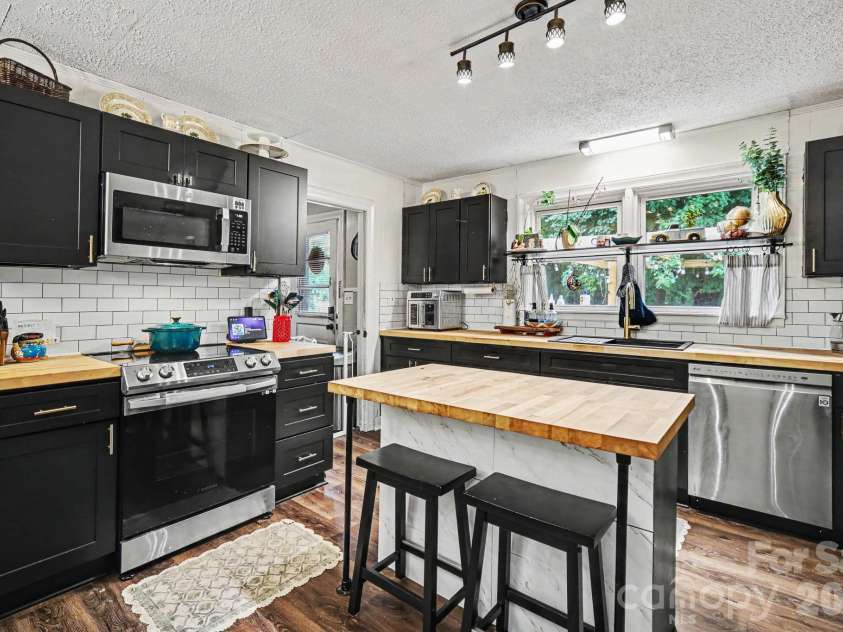 1224 Petes Road, Lincolnton, NC 28092.  MLS# CAR4392761, YatesRealty ID 31852. 