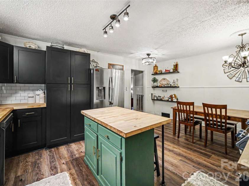 1224 Petes Road, Lincolnton, NC 28092.  MLS# CAR4392761, YatesRealty ID 31852. 