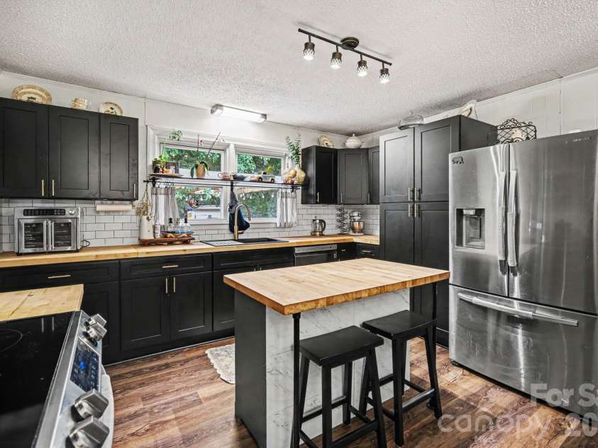 1224 Petes Road, Lincolnton, NC 28092.  MLS# CAR4392761, YatesRealty ID 31852. 