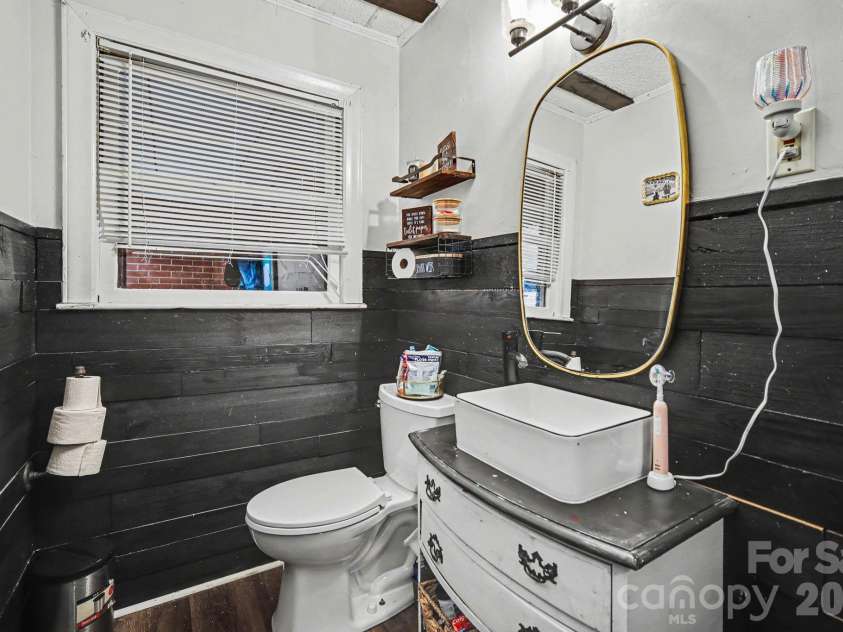 1224 Petes Road, Lincolnton, NC 28092.  MLS# CAR4392761, YatesRealty ID 31852. Primary bathroom