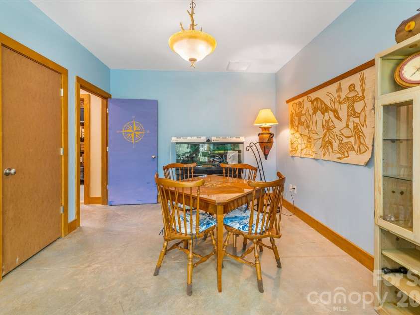 446 Amanda Drive, Mars Hill, NC 28754.  MLS# CAR4368422, YatesRealty ID 31853. 