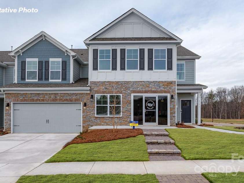 4364 Bronze Boulevard, Sherrills Ford, NC 28673.  MLS# CAR4290543, YatesRealty ID 31854. 