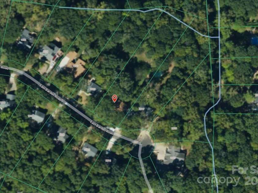 2011 Barden Road, Charlotte, NC 28226.  MLS# CAR4278483, YatesRealty ID 31858. 