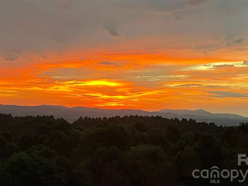 503 Fleetwood Plaza, Laurel Park, NC 28739.  MLS# CAR4379212, YatesRealty ID 31859. 