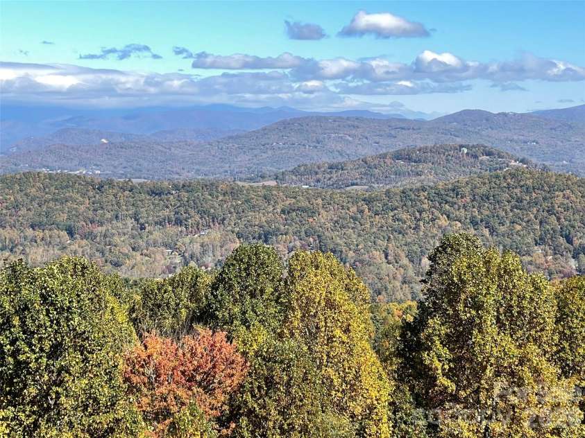 503 Fleetwood Plaza, Laurel Park, NC 28739.  MLS# CAR4379212, YatesRealty ID 31859. Constantly changing skyline