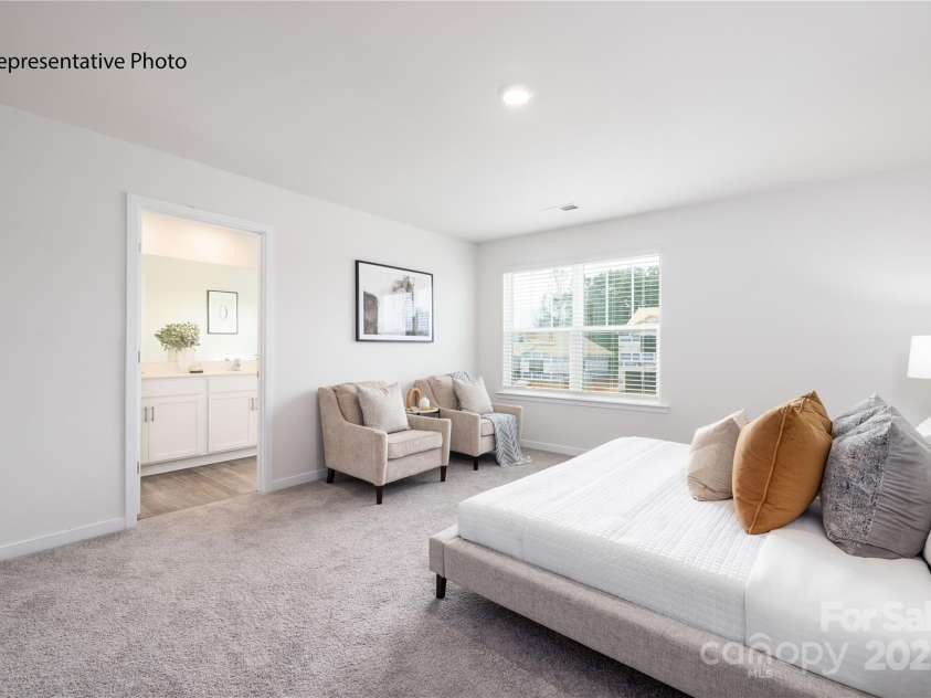 1414 Mammoth Road, Hickory, NC 28602.  MLS# CAR4331806, YatesRealty ID 3186. 