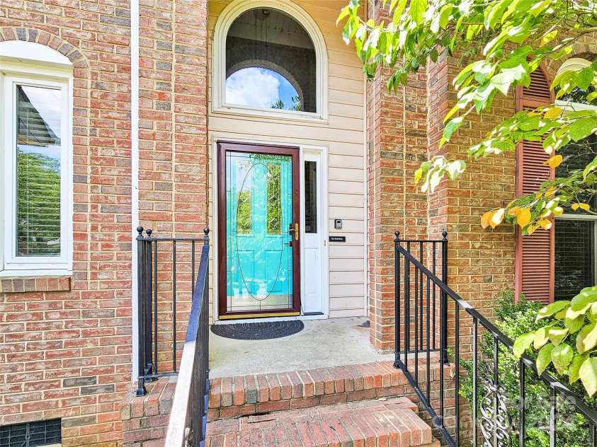 8534 Headford Road, Charlotte, NC 28277.  MLS# CAR4159779, YatesRealty ID 3186. 