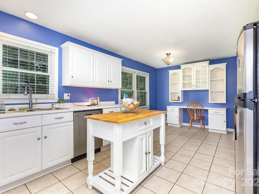 1821 Huntington Place, Rock Hill, SC 29732.  MLS# CAR4283073, YatesRealty ID 31860. 