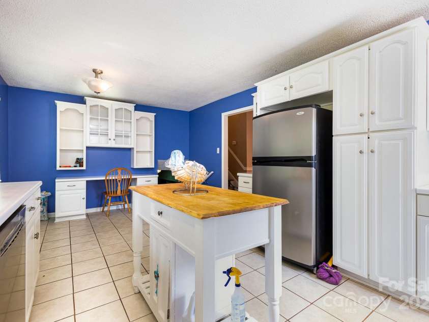 1821 Huntington Place, Rock Hill, SC 29732.  MLS# CAR4283073, YatesRealty ID 31860. 
