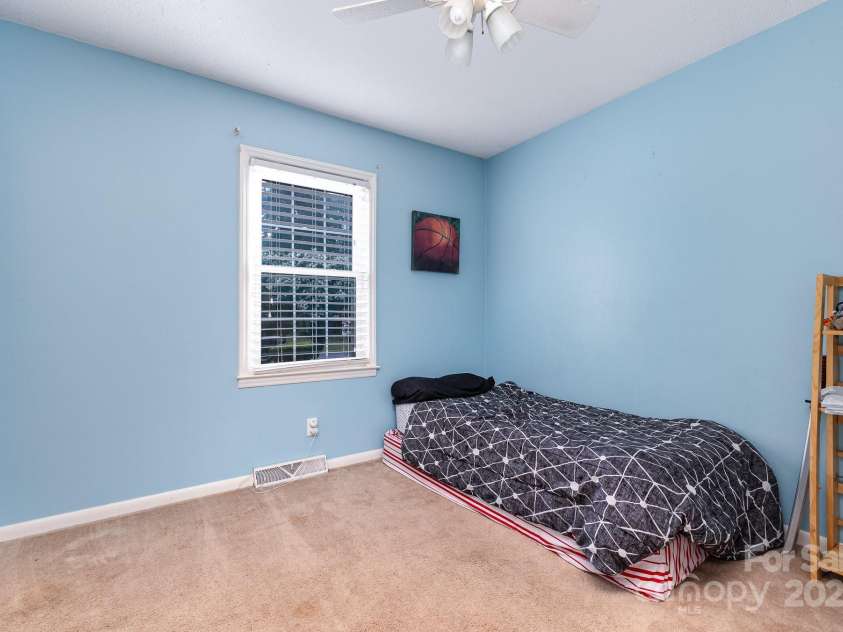 1821 Huntington Place, Rock Hill, SC 29732.  MLS# CAR4283073, YatesRealty ID 31860. 