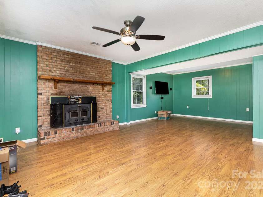 1821 Huntington Place, Rock Hill, SC 29732.  MLS# CAR4283073, YatesRealty ID 31860. 
