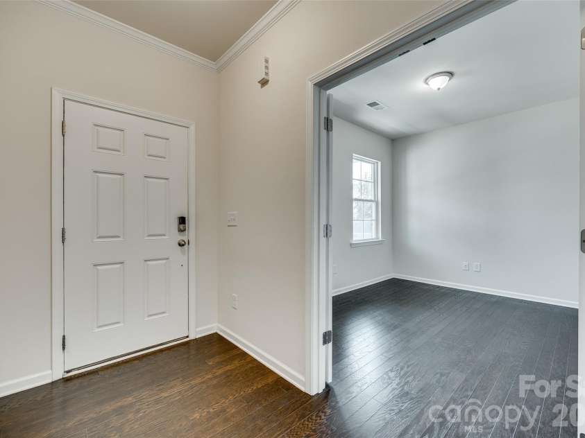 910 Ashton Oak Court, Fort Mill, SC 29715.  MLS# CAR4379778, YatesRealty ID 31860. 