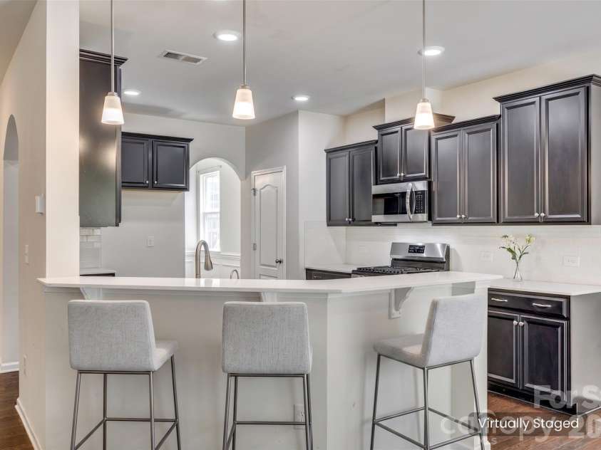 910 Ashton Oak Court, Fort Mill, SC 29715.  MLS# CAR4379778, YatesRealty ID 31860. 