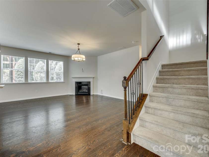 910 Ashton Oak Court, Fort Mill, SC 29715.  MLS# CAR4379778, YatesRealty ID 31860. 