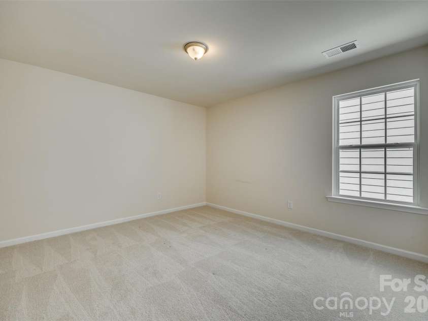 910 Ashton Oak Court, Fort Mill, SC 29715.  MLS# CAR4379778, YatesRealty ID 31860. 