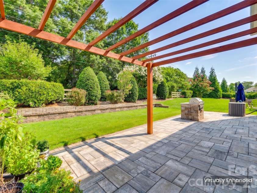 910 Ashton Oak Court, Fort Mill, SC 29715.  MLS# CAR4379778, YatesRealty ID 31860. 