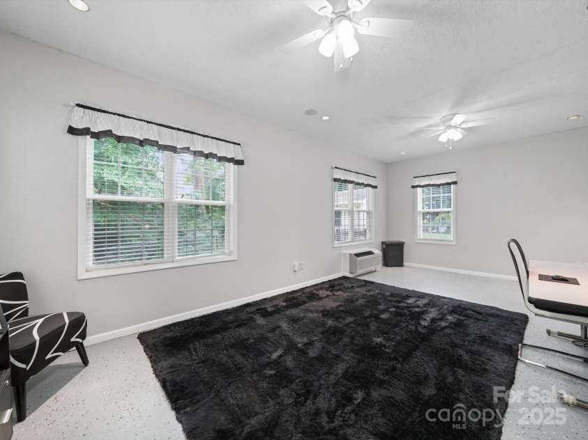 713 Hickory Hill Court, Gastonia, NC 28054.  MLS# CAR4286444, YatesRealty ID 31861. 