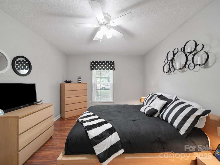 713 Hickory Hill Court, Gastonia, NC 28054.  MLS# CAR4286444, YatesRealty ID 31861. 