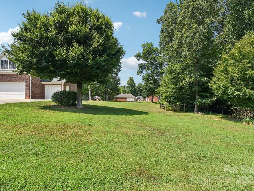 3865 Willow Grove Lane, Concord, NC 28025.  MLS# CAR4279521, YatesRealty ID 31862. 