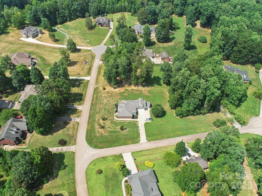 3865 Willow Grove Lane, Concord, NC 28025.  MLS# CAR4279521, YatesRealty ID 31862. 