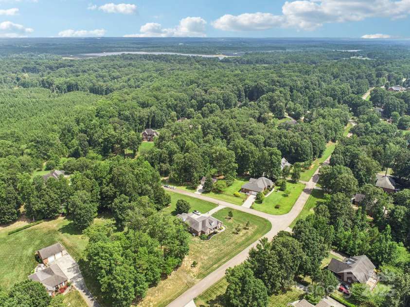 3865 Willow Grove Lane, Concord, NC 28025.  MLS# CAR4279521, YatesRealty ID 31862. 