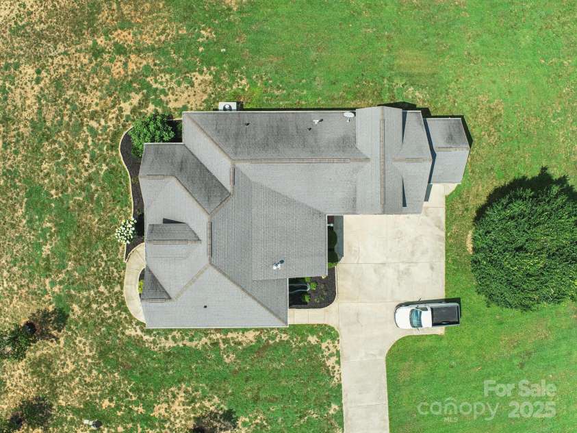 3865 Willow Grove Lane, Concord, NC 28025.  MLS# CAR4279521, YatesRealty ID 31862. 