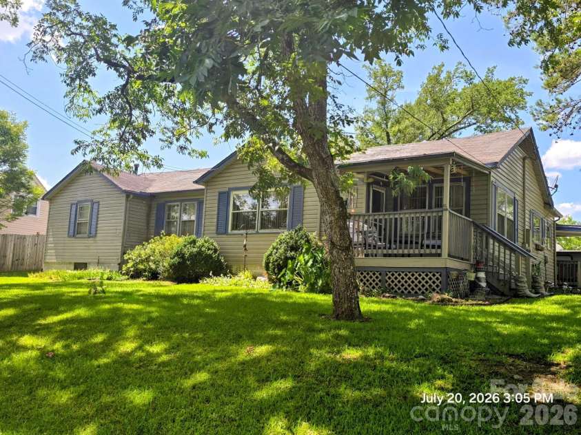 191 End Street, Chester, SC 29706.  MLS# CAR4388647, YatesRealty ID 31864. 