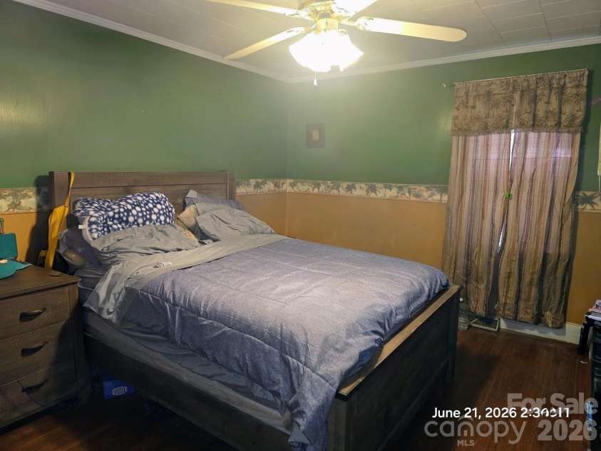 191 End Street, Chester, SC 29706.  MLS# CAR4388647, YatesRealty ID 31864. Bedroom 1